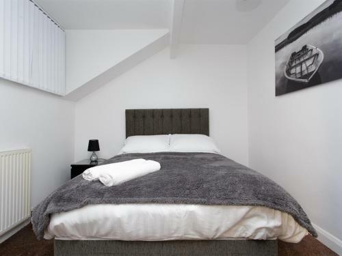 Shaftesbury Apartment