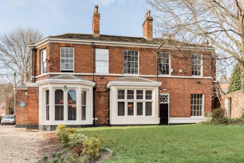 The Heaton At Claremont Serviced Apartments