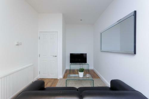 Select Service Apartments