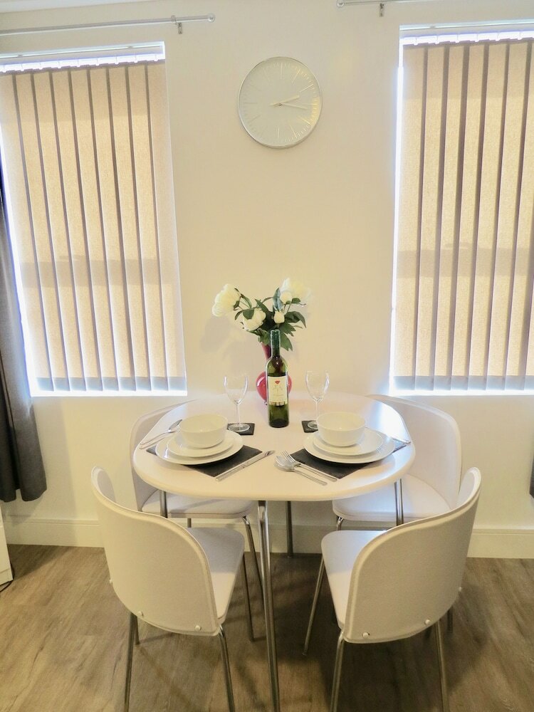 Apartamentos Quora Regent