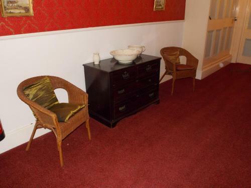 Darnley Hotel