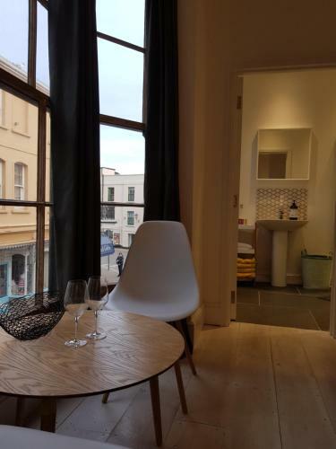 Hostal The Antidote