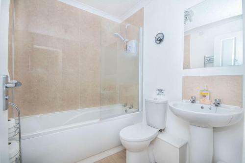 7 Ness Court Apartment