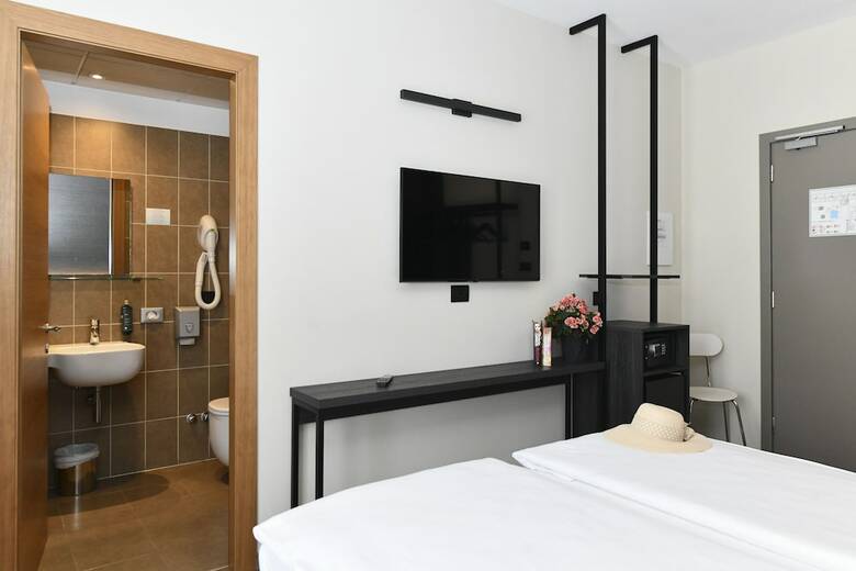 Hotel Eden