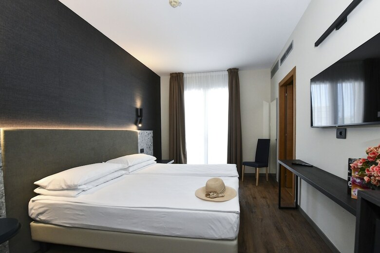 Hotel Eden