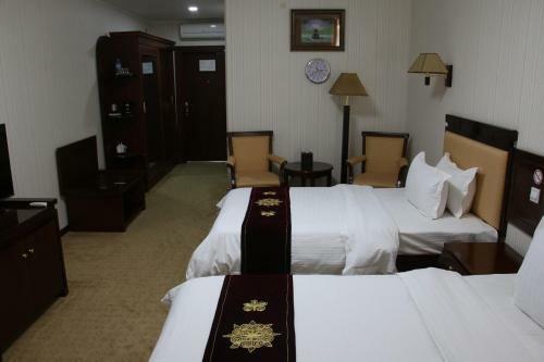 Hotel Zargaron Plaza