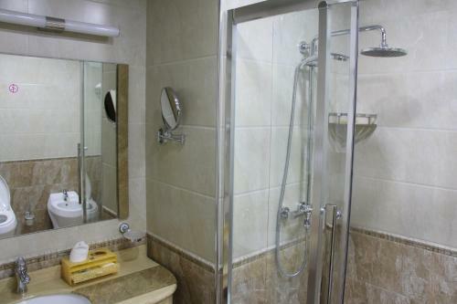 Hotel Zargaron Plaza