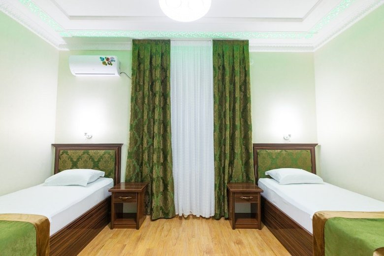 Hotel Rayhon