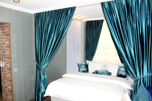 Honsaroy Apartment