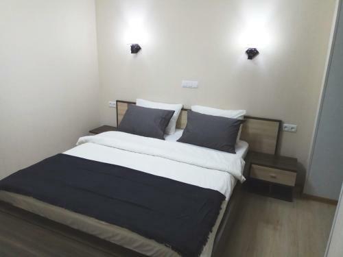 Apartment On 8 Mustaqillik