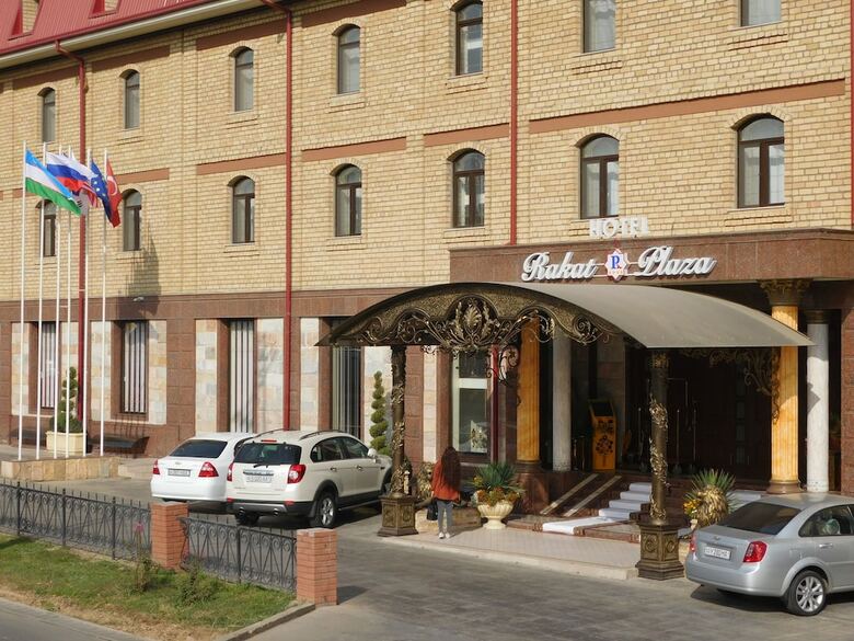 Hotel Rakat Plaza