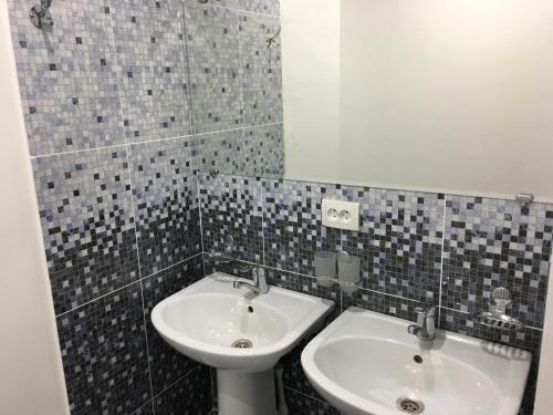 Jules Verne Hostel