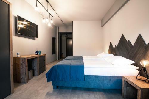 Hotel Blue Mountain