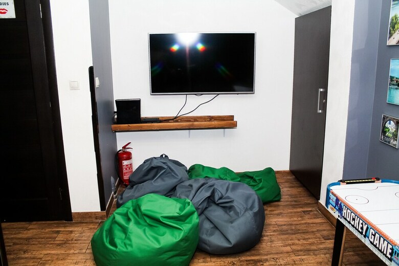 Square Hostel
