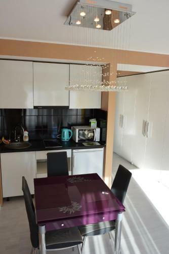 Apartamento Kirova 27d White Delux Studio