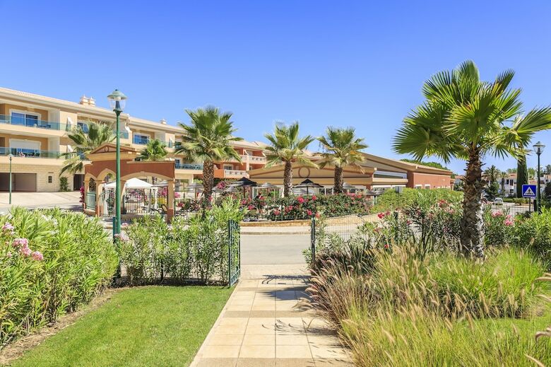 Hotel Lakeside Country Club