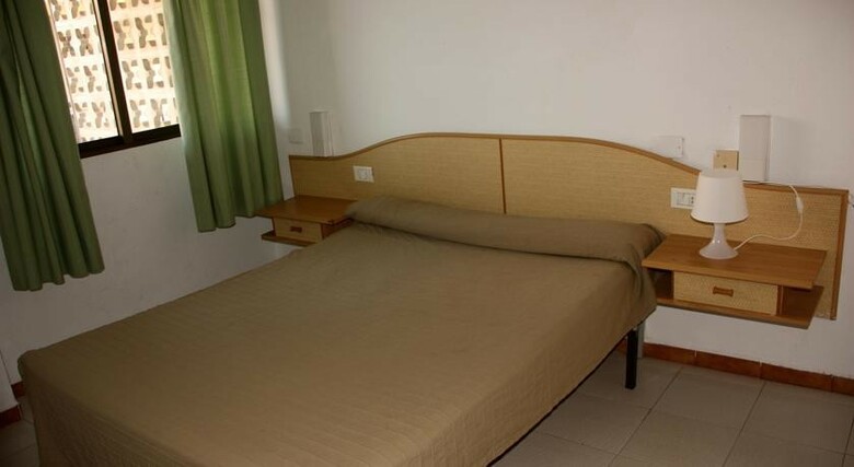 Apartamentos Oropesa Primera Linea 3000