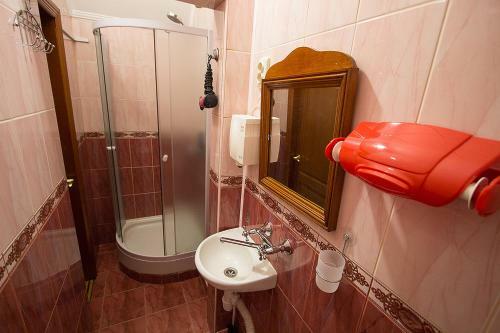 Hostel "small Italy"