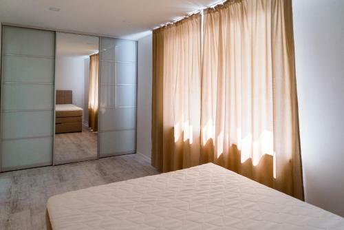 2nd Floor Apartment - Ushakova Street
