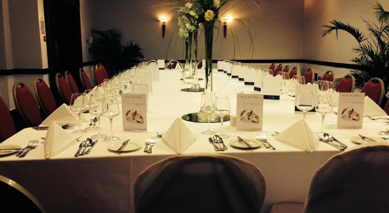 Hotel Tara Towers