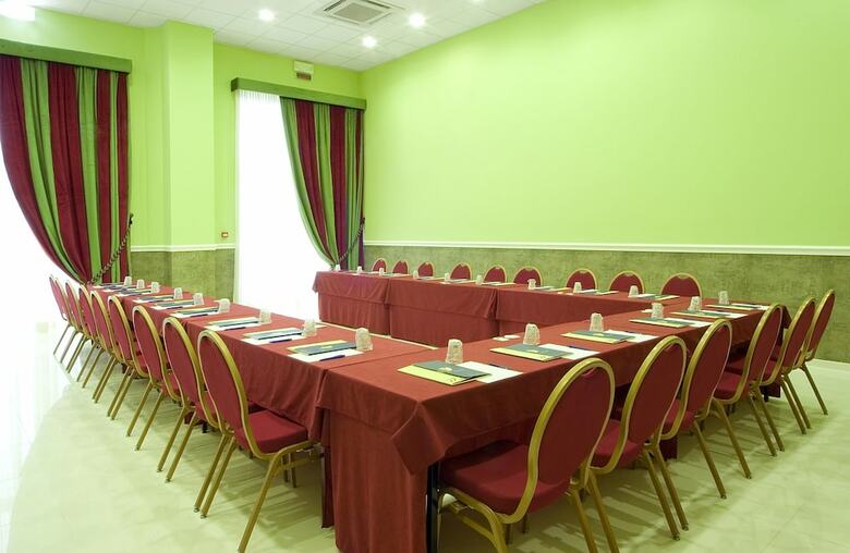 Zanhotel & Meeting Centergross