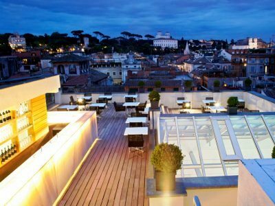 Hotel The First Luxury Art