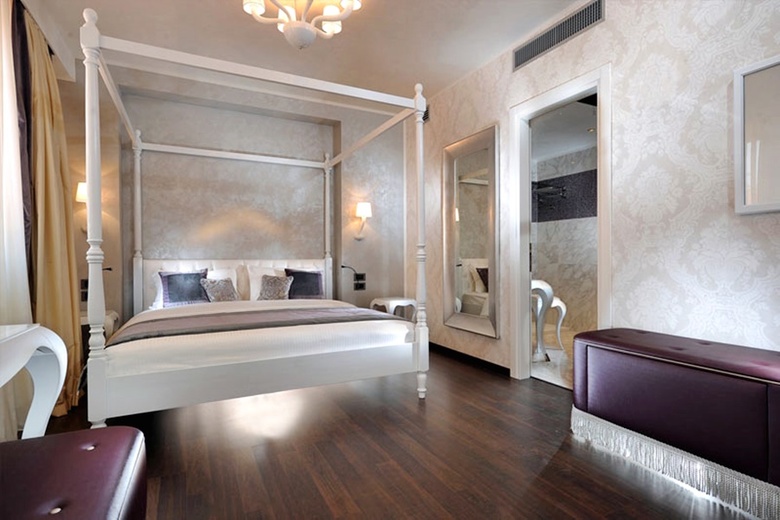 Hotel Carnival Palace