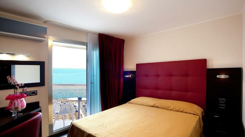 Hotel Terminal Palace And Spa
