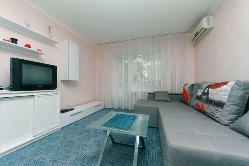 Apartment On Anri Barbyusa 56/2