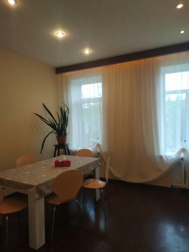 Apartment Na Ploshadi Lva Tolstogo