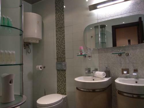 Apartment Na Ploshadi Lva Tolstogo