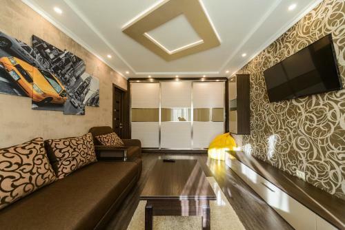 2 Bedroom Apartment Obolonskiy District 22a
