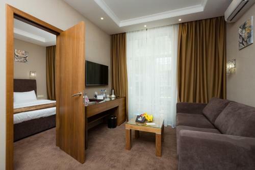 Crystal Hotel