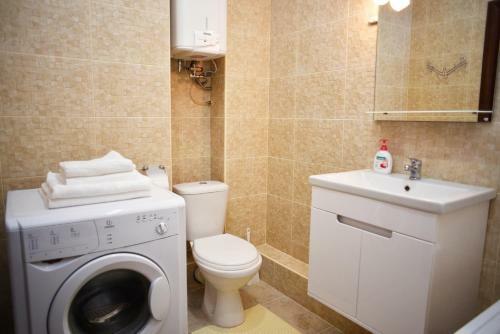 Kiev Sophii Rusovoi Apartment