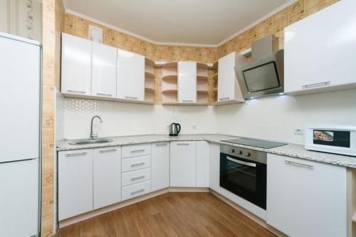 Apartment On Rusovoi 3