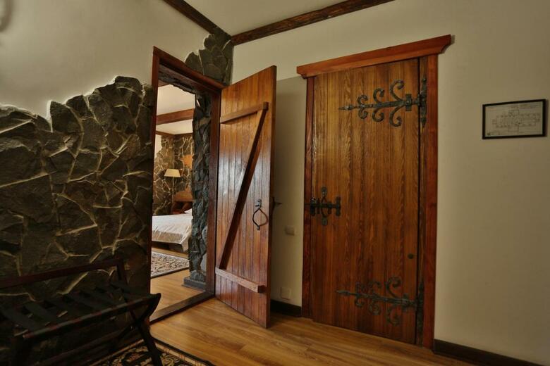 Kiev Hotel Fortetsya Hetmana