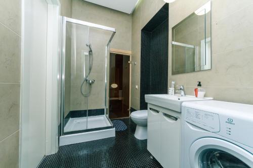 Vip Apartment On Kreschatik. With Terrace