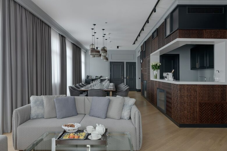 Hotel Riviera House
