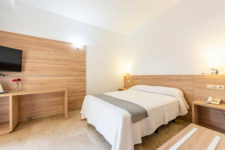 Hotel Toboso Almu��car