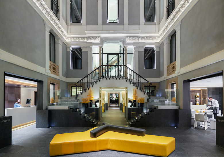 Hotel H10 Urquinaona Plaza