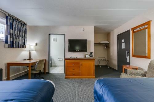 Hotel West Wing At Park Town