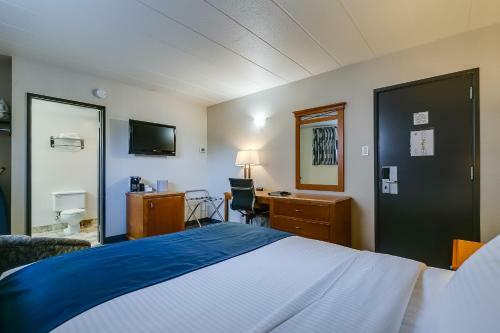 Hotel West Wing At Park Town