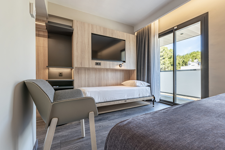 Hotel Astari