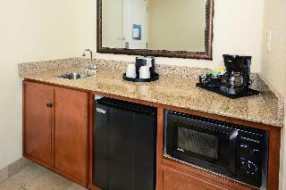 Hotel Hampton Inn And Suites Durham North I-85