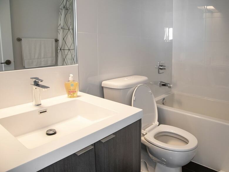 Apartamento Modern 2 Bedroom Yonge And Eglinton Condo