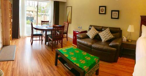 Bed & Breakfast Bay View House