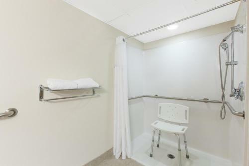 Hotel Baymont Inn And Suites Branson - On The Strip