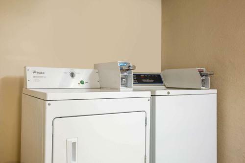 Hotel Baymont Inn And Suites Branson - On The Strip