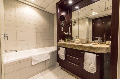 Apartamento Boutique Living - Burj Views Downtown Dubai