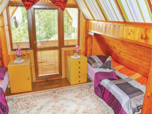 Three-bedroom Holiday Home In Smizany